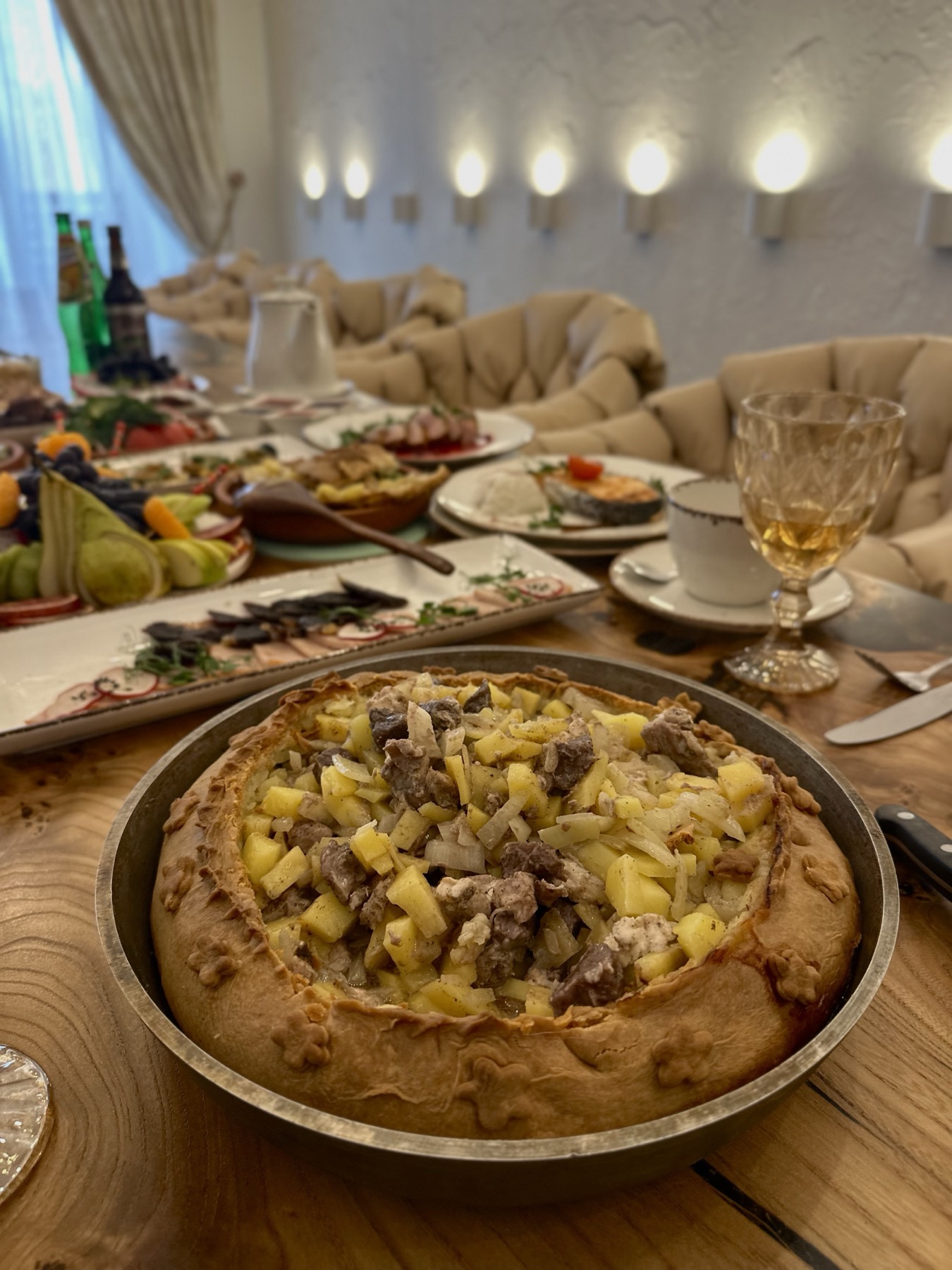 Блюда и подача в банном комплексе Хан Пар